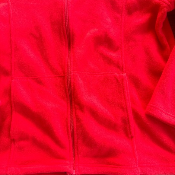 Bass Pro Shops Women's Soft Red Fleece Jacket - Picture 2 of 8